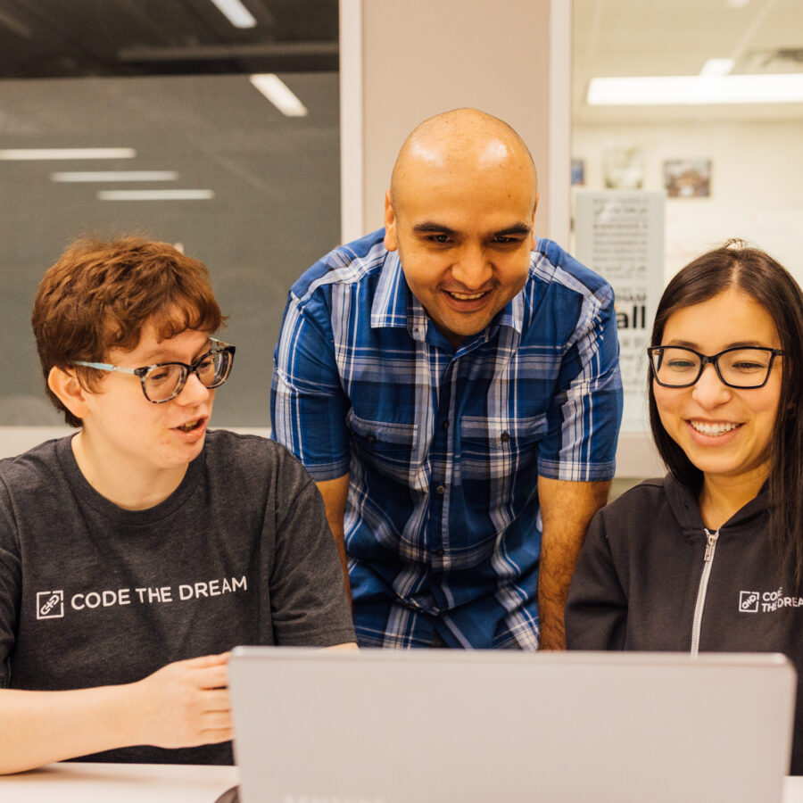<div class="ctd-news-title">The Holistic Software Engineer: Why A Non-Linear Path is the Future of Tech</div>